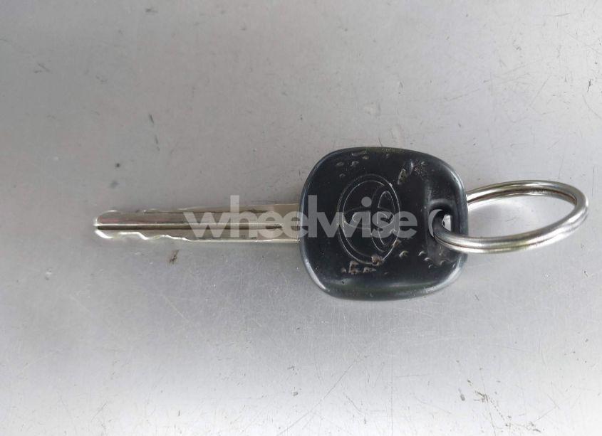 Photo 11 of 2004 Toyota Camry XLE (VIN 4T1BE32K84U327492)