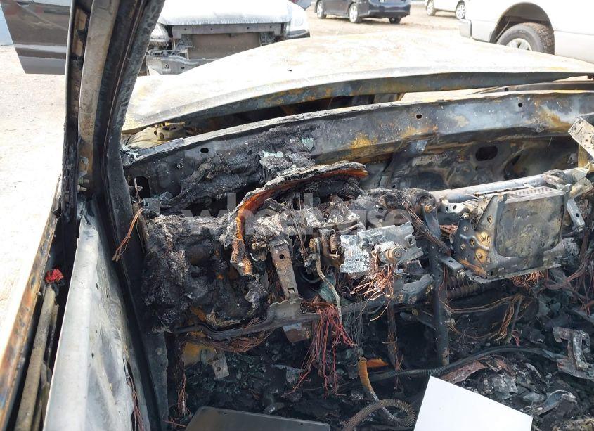 Photo 7 of 2004 Toyota Camry XLE (VIN 4T1BE32K84U331722)