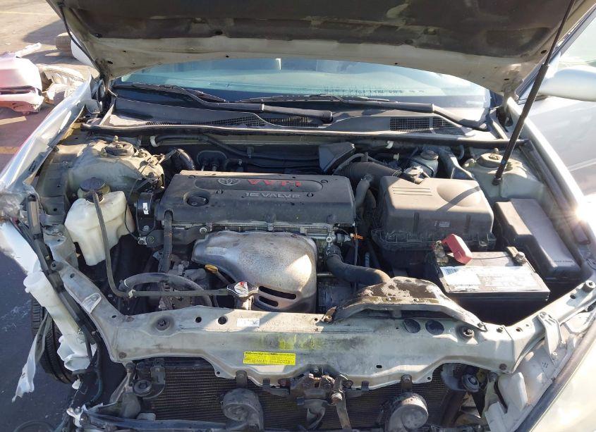 Photo 10 of 2004 Toyota Camry LE (VIN 4T1BE32K84U361819)