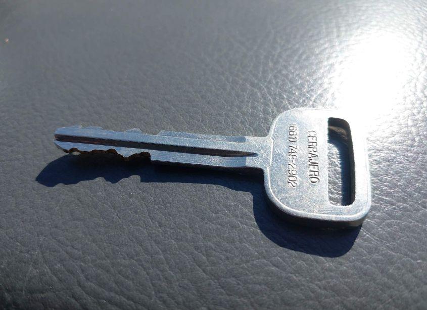 Photo 11 of 2004 Toyota Camry LE (VIN 4T1BE32K84U363473)