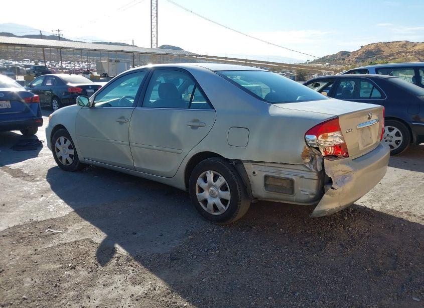 Photo 3 of 2004 Toyota Camry LE (VIN 4T1BE32K84U363473)
