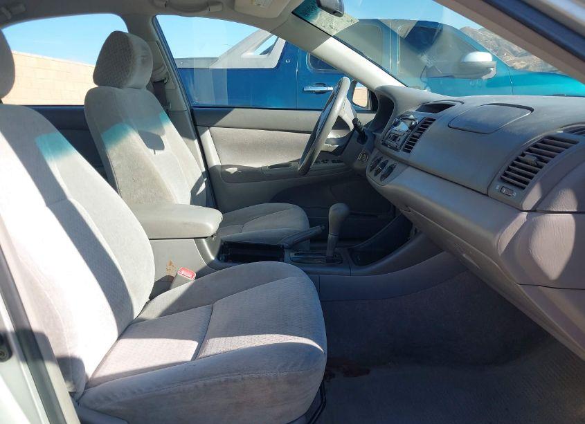 Photo 5 of 2004 Toyota Camry LE (VIN 4T1BE32K84U363473)