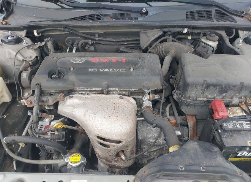 Photo 10 of 2004 Toyota Camry LE (VIN 4T1BE32K84U859972)