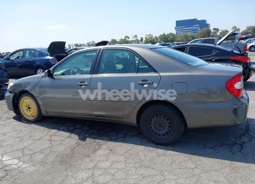 Photo 14 of 2004 Toyota Camry LE (VIN 4T1BE32K84U933276)