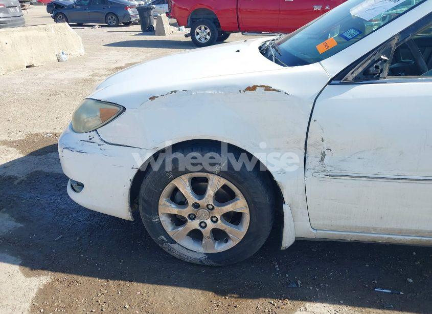 Photo 6 of 2005 Toyota Camry XLE (VIN 4T1BE32K85U001340)
