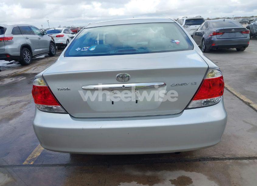 Photo 16 of 2005 Toyota Camry LE (VIN 4T1BE32K85U054586)