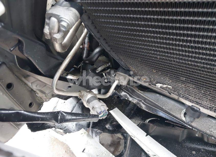 Photo 20 of 2005 Toyota Camry LE (VIN 4T1BE32K85U054586)