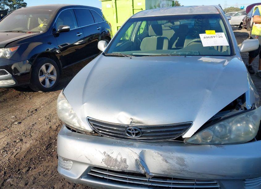 Photo 12 of 2005 Toyota Camry LE (VIN 4T1BE32K85U087040)