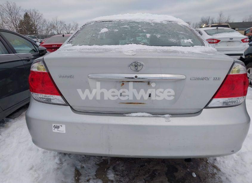 Photo 17 of 2005 Toyota Camry XLE (VIN 4T1BE32K85U092660)