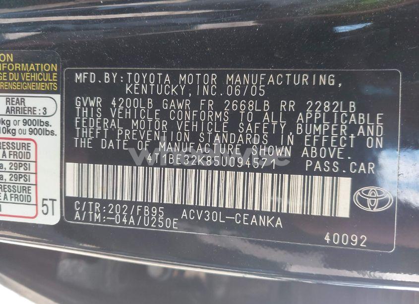 Photo 9 of 2005 Toyota Camry LE/SE/STD/XLE (VIN 4T1BE32K85U094571)