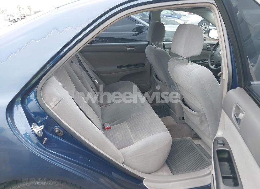 Photo 8 of 2005 Toyota Camry LE (VIN 4T1BE32K85U101891)