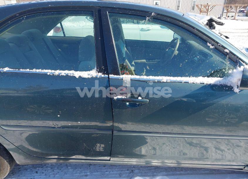Photo 13 of 2005 Toyota Camry LE/SE/STD/XLE (VIN 4T1BE32K85U382476)