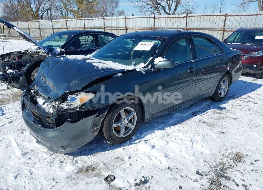 Photo 2 of 2005 Toyota Camry LE/SE/STD/XLE (VIN 4T1BE32K85U382476)