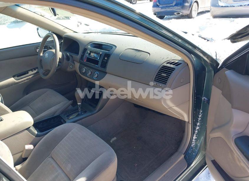 Photo 5 of 2005 Toyota Camry LE/SE/STD/XLE (VIN 4T1BE32K85U382476)