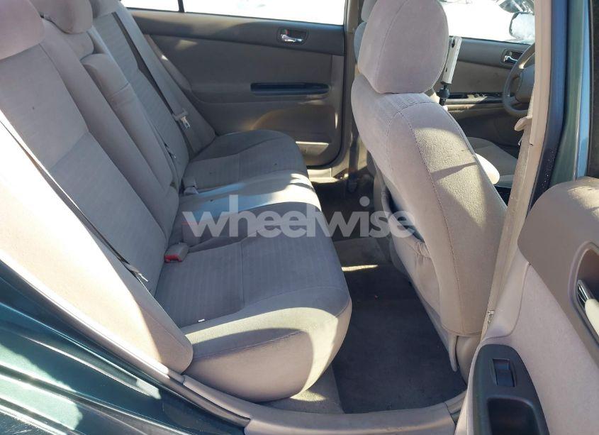 Photo 8 of 2005 Toyota Camry LE/SE/STD/XLE (VIN 4T1BE32K85U382476)