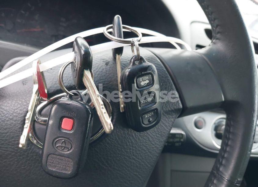 Photo 11 of 2005 Toyota Camry SE (VIN 4T1BE32K85U387242)