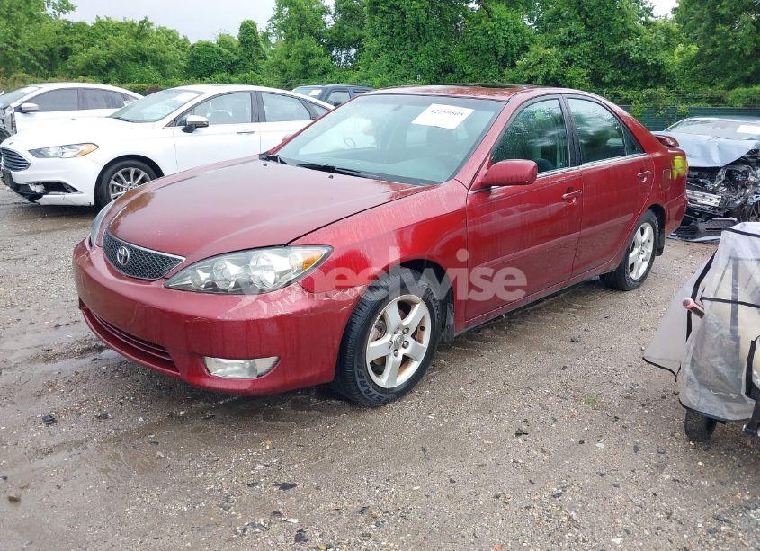 Photo 2 of 2005 Toyota Camry SE (VIN 4T1BE32K85U387242)