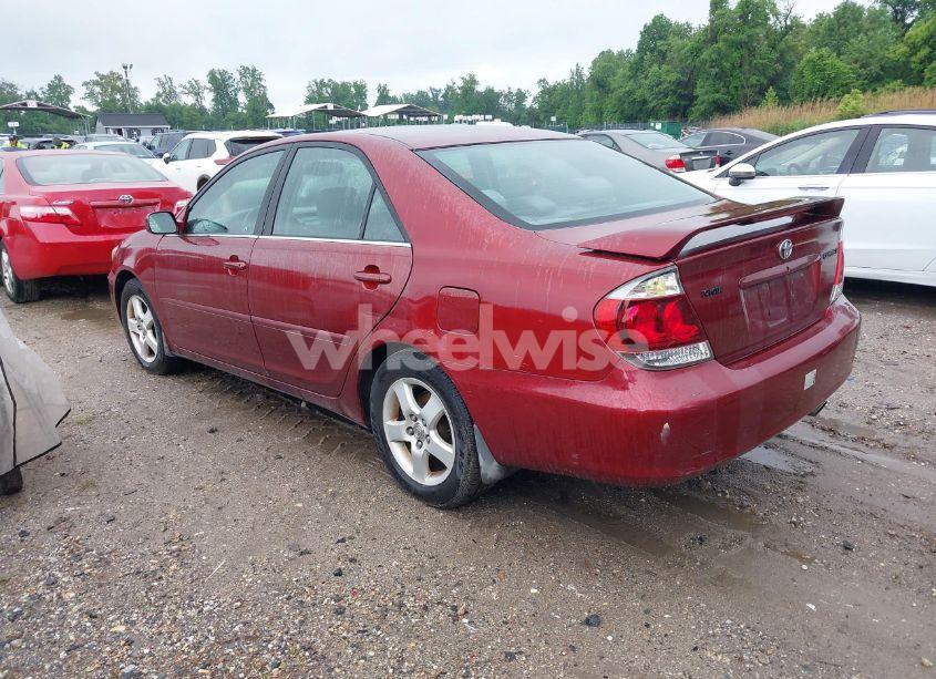 Photo 3 of 2005 Toyota Camry SE (VIN 4T1BE32K85U387242)