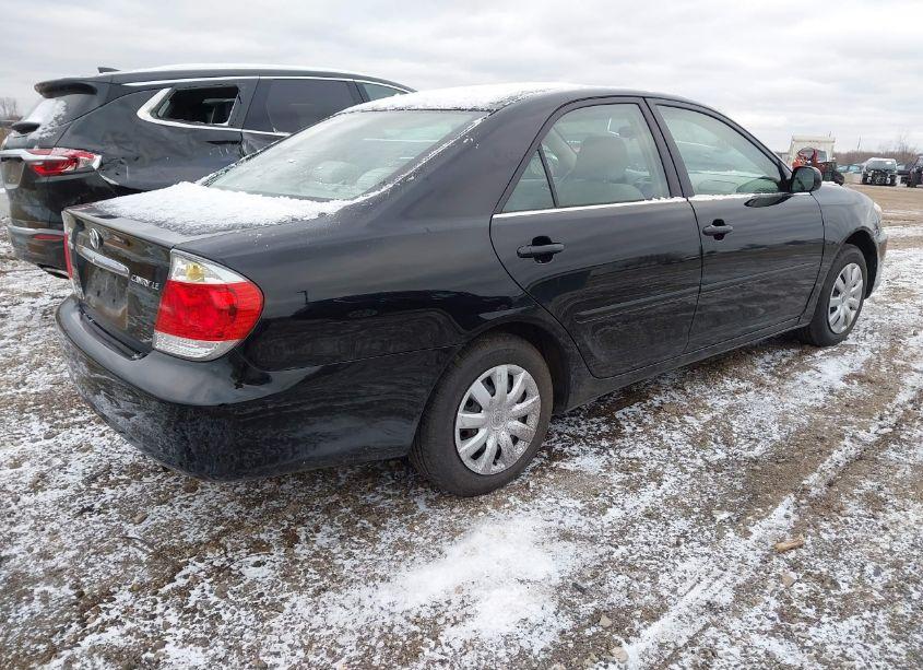 Photo 4 of 2005 Toyota Camry LE (VIN 4T1BE32K85U400099)