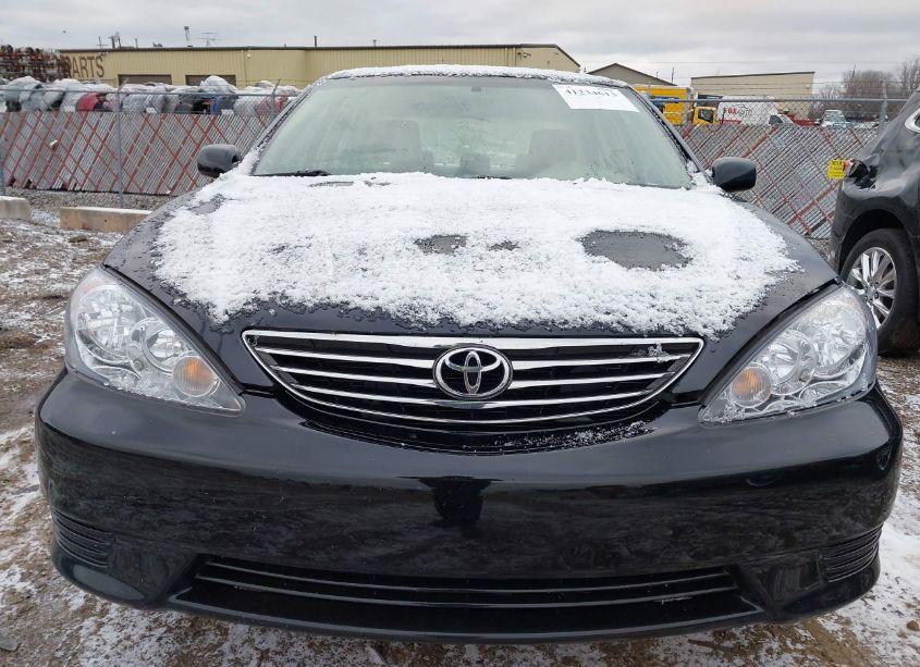 Photo 6 of 2005 Toyota Camry LE (VIN 4T1BE32K85U400099)