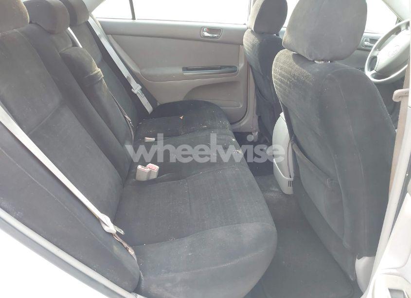 Photo 8 of 2005 Toyota Camry LE (VIN 4T1BE32K85U401432)