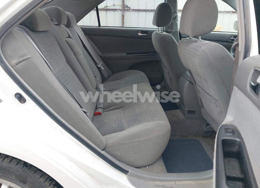 Photo 8 of 2005 Toyota Camry LE (VIN 4T1BE32K85U405710)