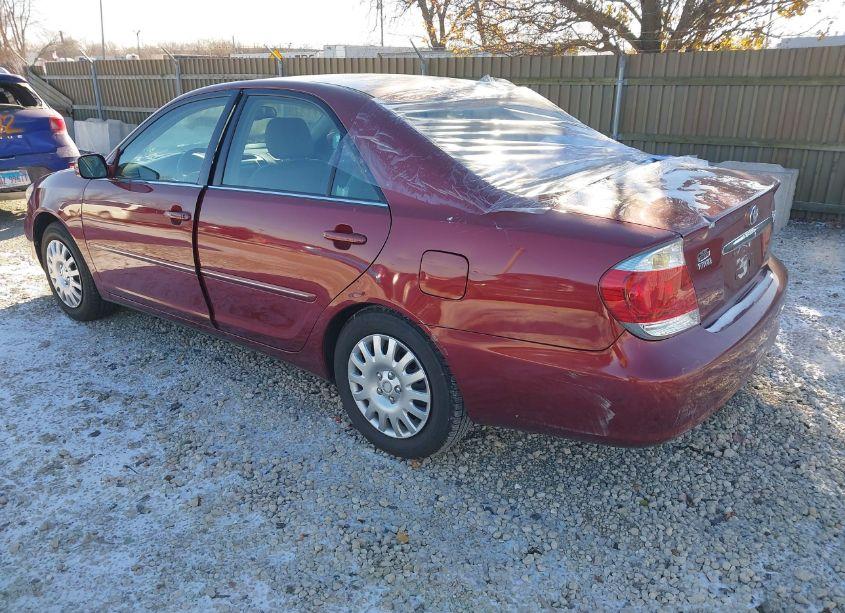 Photo 3 of 2005 Toyota Camry XLE (VIN 4T1BE32K85U420112)