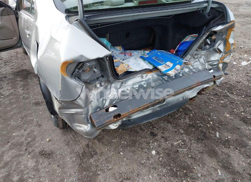 Photo 6 of 2005 Toyota Camry LE (VIN 4T1BE32K85U510747)
