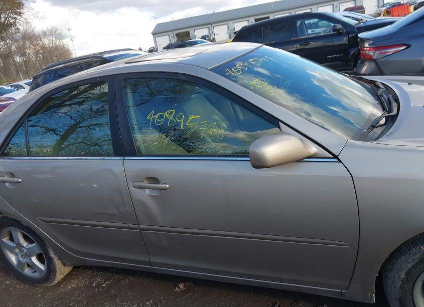 Photo 13 of 2005 Toyota Camry SE (VIN 4T1BE32K85U523028)