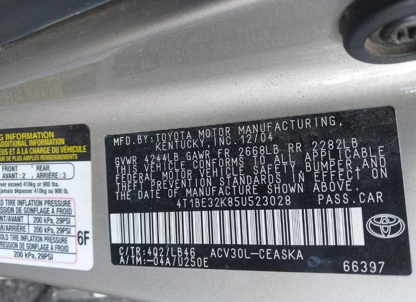 Photo 9 of 2005 Toyota Camry SE (VIN 4T1BE32K85U523028)