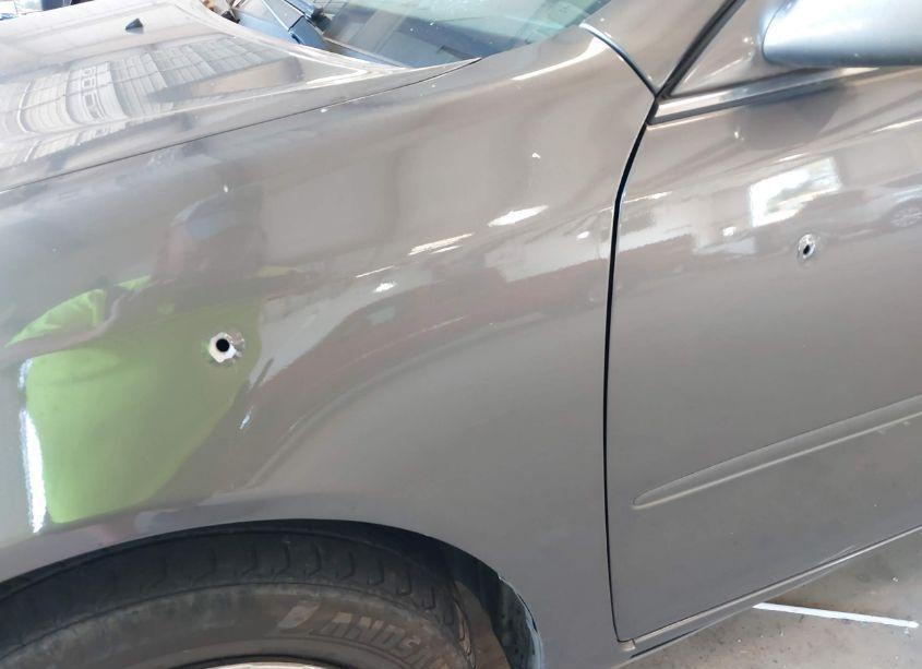 Photo 6 of 2005 Toyota Camry LE (VIN 4T1BE32K85U543831)