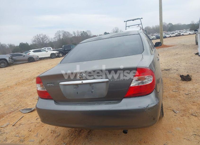 Photo 16 of 2005 Toyota Camry LE (VIN 4T1BE32K85U547409)