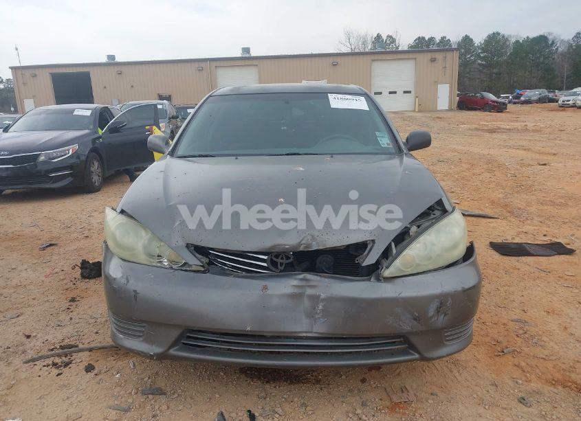 Photo 6 of 2005 Toyota Camry LE (VIN 4T1BE32K85U547409)