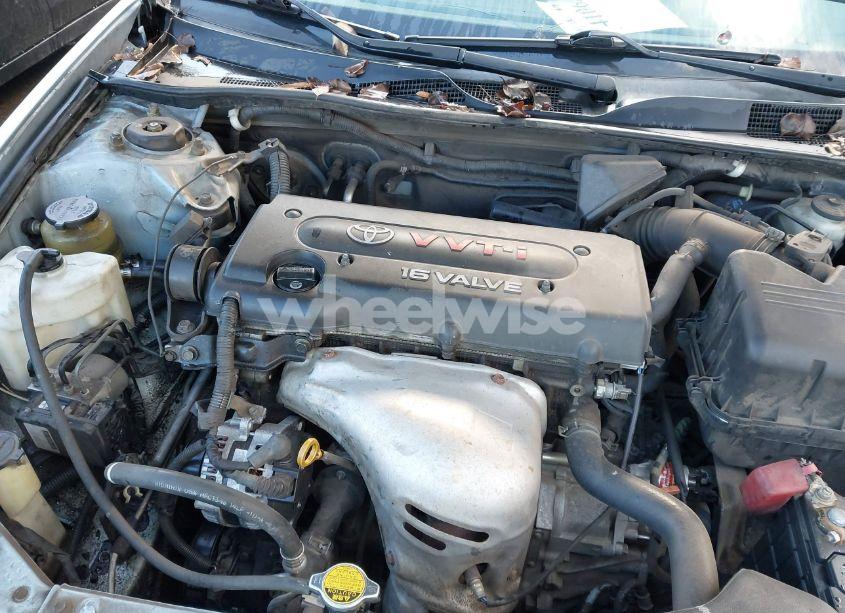 Photo 10 of 2005 Toyota Camry LE (VIN 4T1BE32K85U557597)