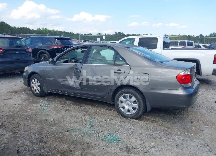 Photo 14 of 2005 Toyota Camry LE (VIN 4T1BE32K85U573296)