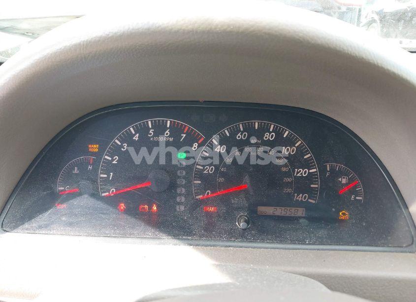 Photo 7 of 2005 Toyota Camry LE (VIN 4T1BE32K85U573296)