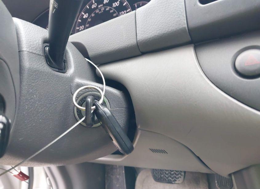Photo 11 of 2005 Toyota Camry LE (VIN 4T1BE32K85U575095)