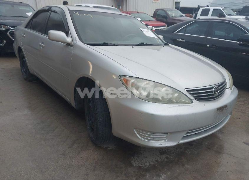 Photo 6 of 2005 Toyota Camry LE (VIN 4T1BE32K85U583746)