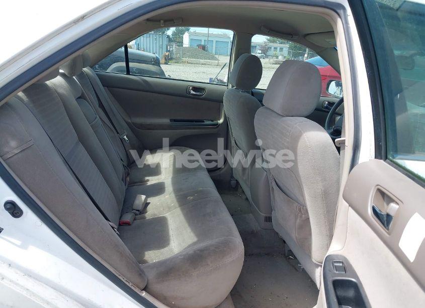 Photo 8 of 2005 Toyota Camry LE (VIN 4T1BE32K85U605146)