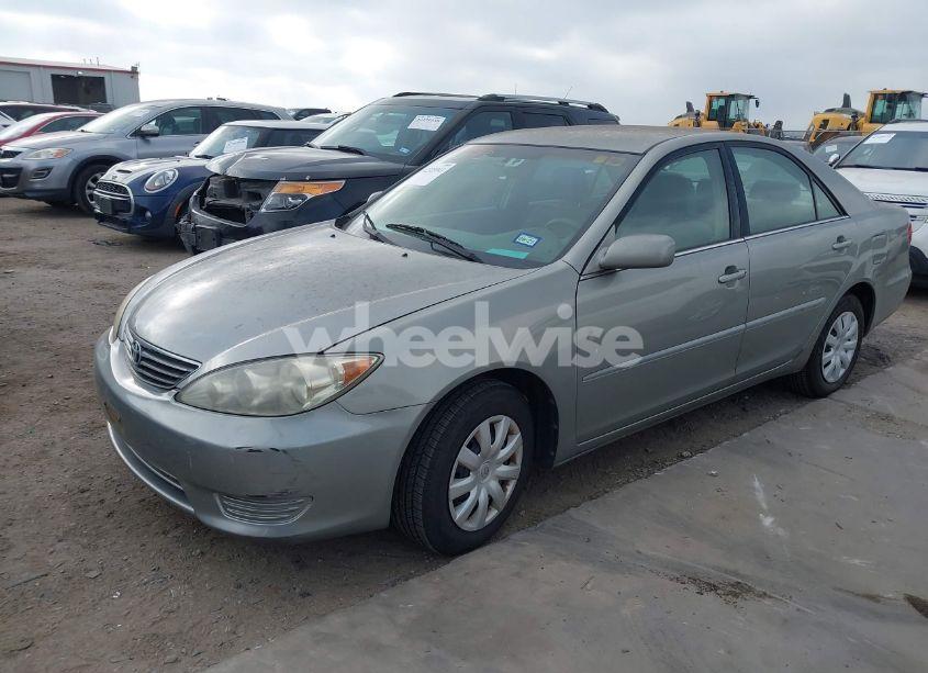 Photo 2 of 2005 Toyota Camry LE/SE/STD/XLE (VIN 4T1BE32K85U962987)
