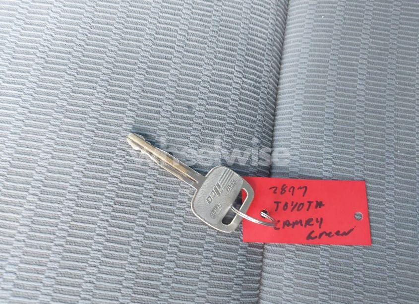 Photo 11 of 2005 Toyota Camry LE (VIN 4T1BE32K85U973293)