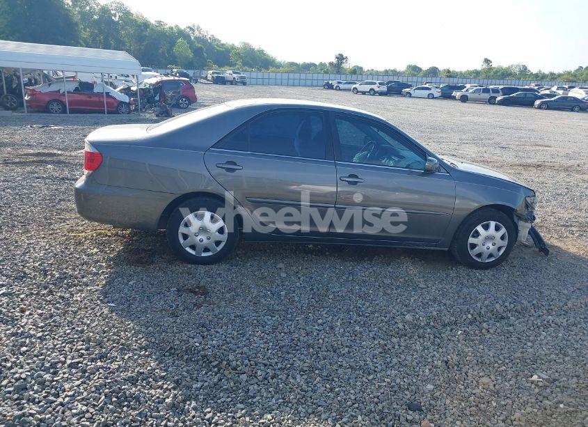Photo 13 of 2005 Toyota Camry LE (VIN 4T1BE32K85U973293)