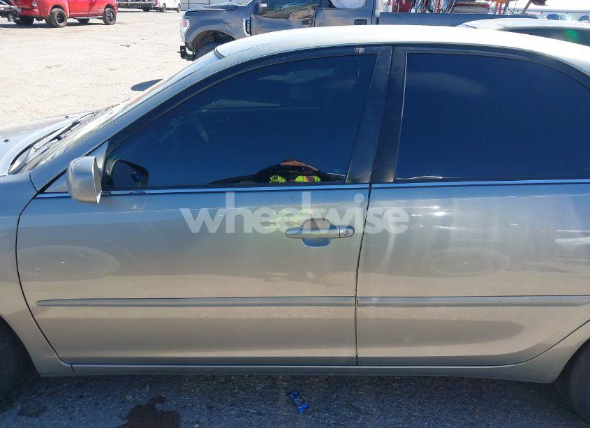 Photo 14 of 2005 Toyota Camry LE (VIN 4T1BE32K85U991020)