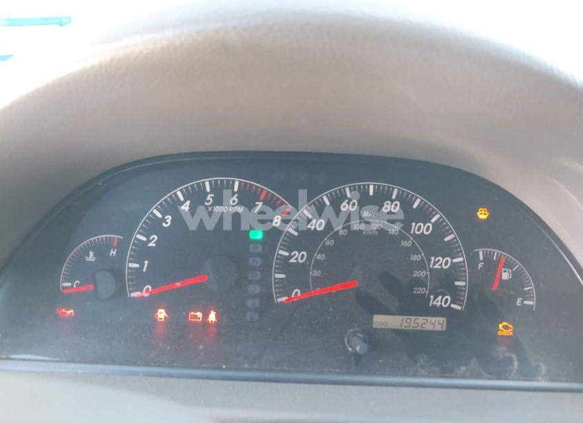 Photo 7 of 2005 Toyota Camry LE (VIN 4T1BE32K85U991020)