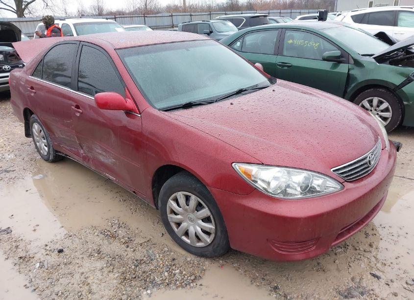 2006 Toyota Camry LE (VIN 4T1BE32K86U122743) main photo