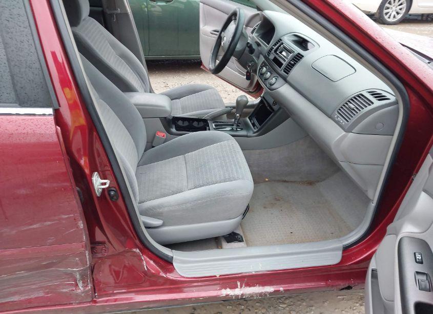 Photo 5 of 2006 Toyota Camry LE (VIN 4T1BE32K86U122743)