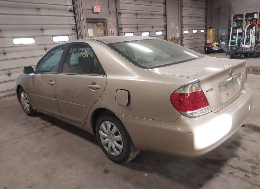 Photo 3 of 2006 Toyota Camry LE (VIN 4T1BE32K86U125755)