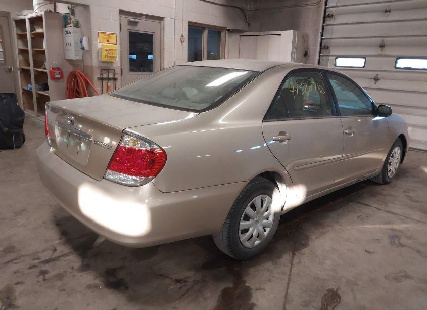 Photo 4 of 2006 Toyota Camry LE (VIN 4T1BE32K86U125755)