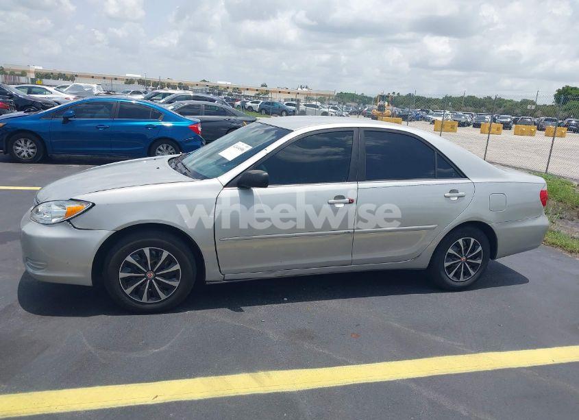 Photo 14 of 2006 Toyota Camry STD (VIN 4T1BE32K86U134326)