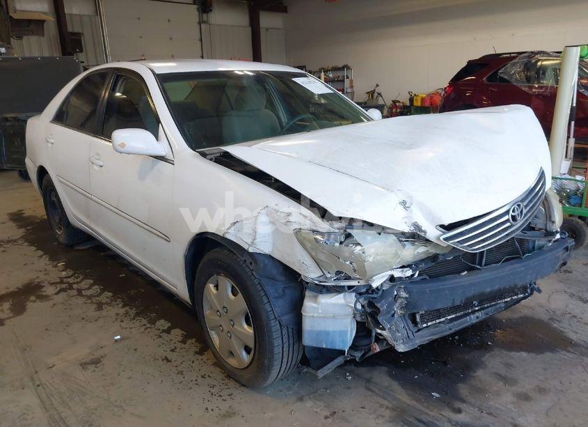 2006 Toyota Camry LE (VIN 4T1BE32K86U683377) main photo